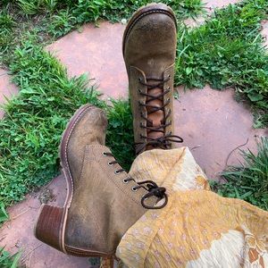 FRYE SABRINA TIE BOOTIES